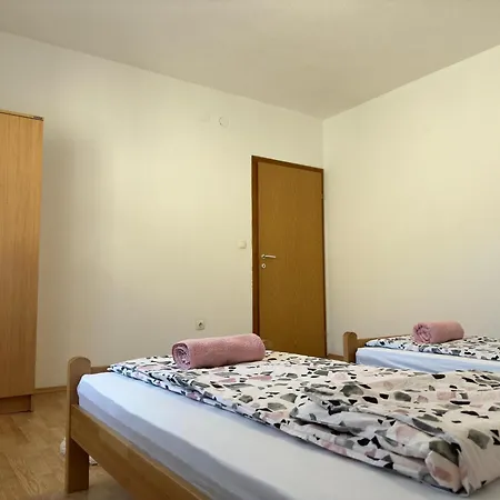 Nuni * Mostar